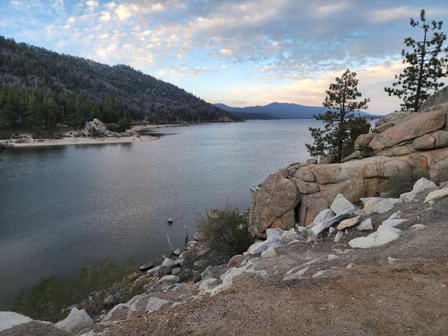 Cozy Moon Hébergement de vacances Lac Big Bear